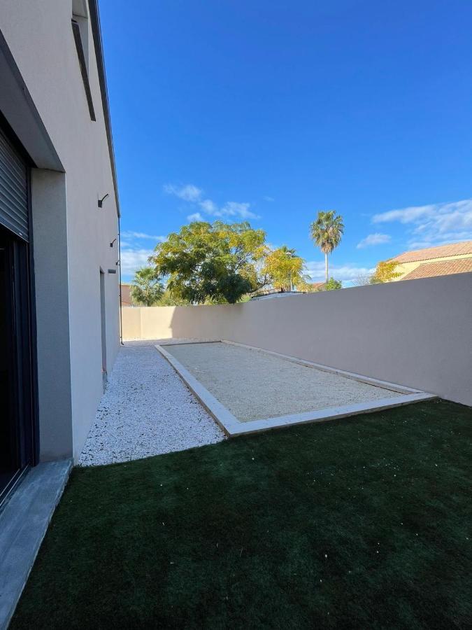 Villa 400M2 Piscine Interieure Tres Calme Agde Eksteriør billede